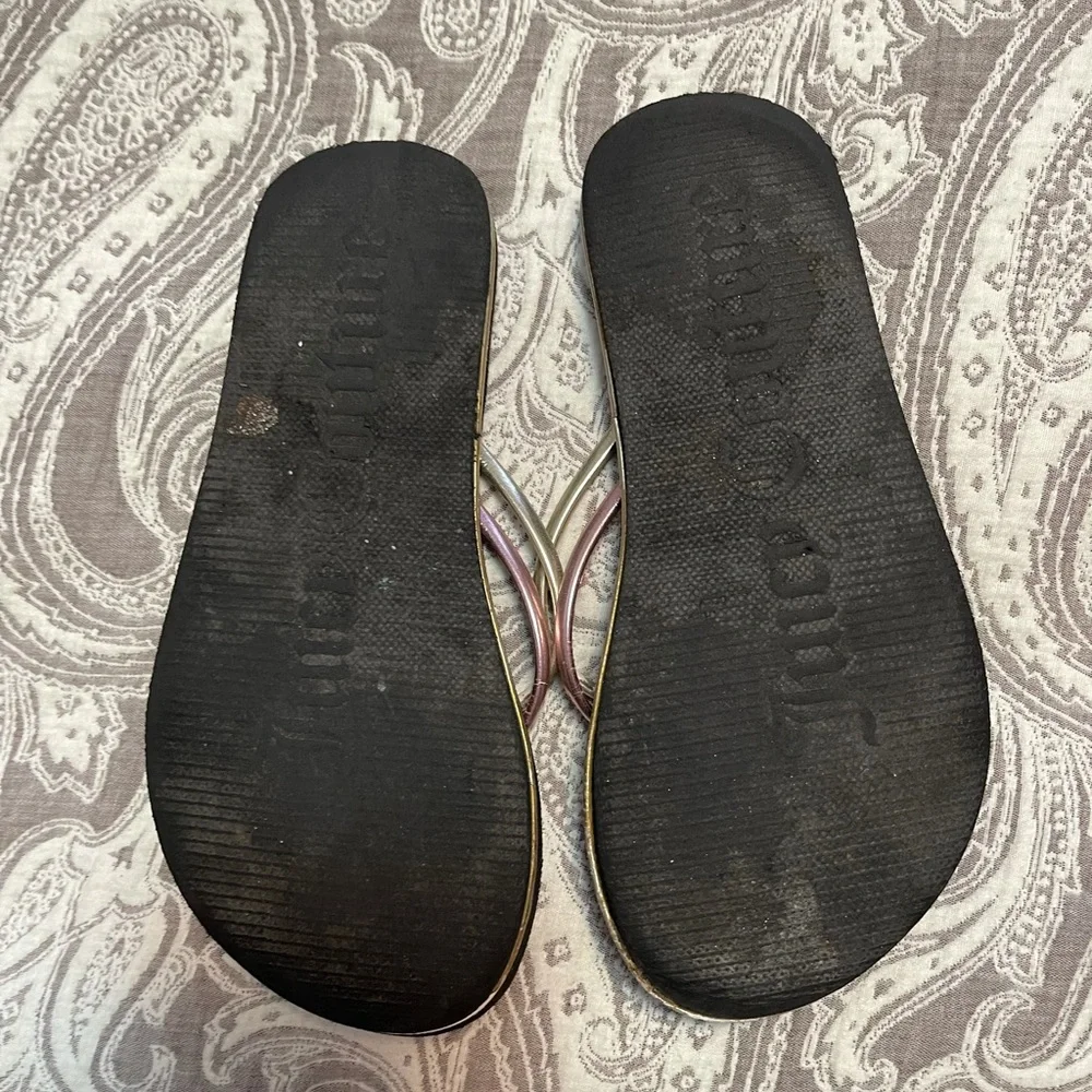 Juicy Couture girls flip flops